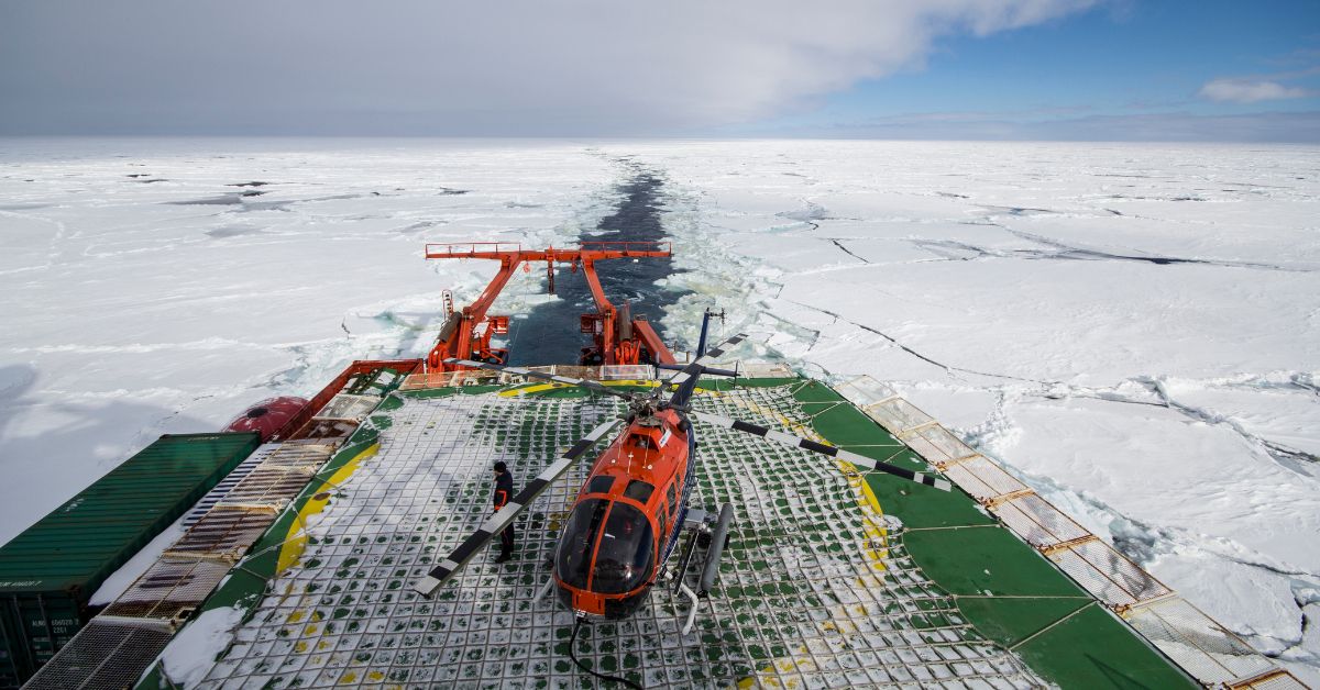 Polar research vessel