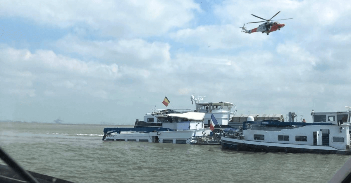 barge collision with containership