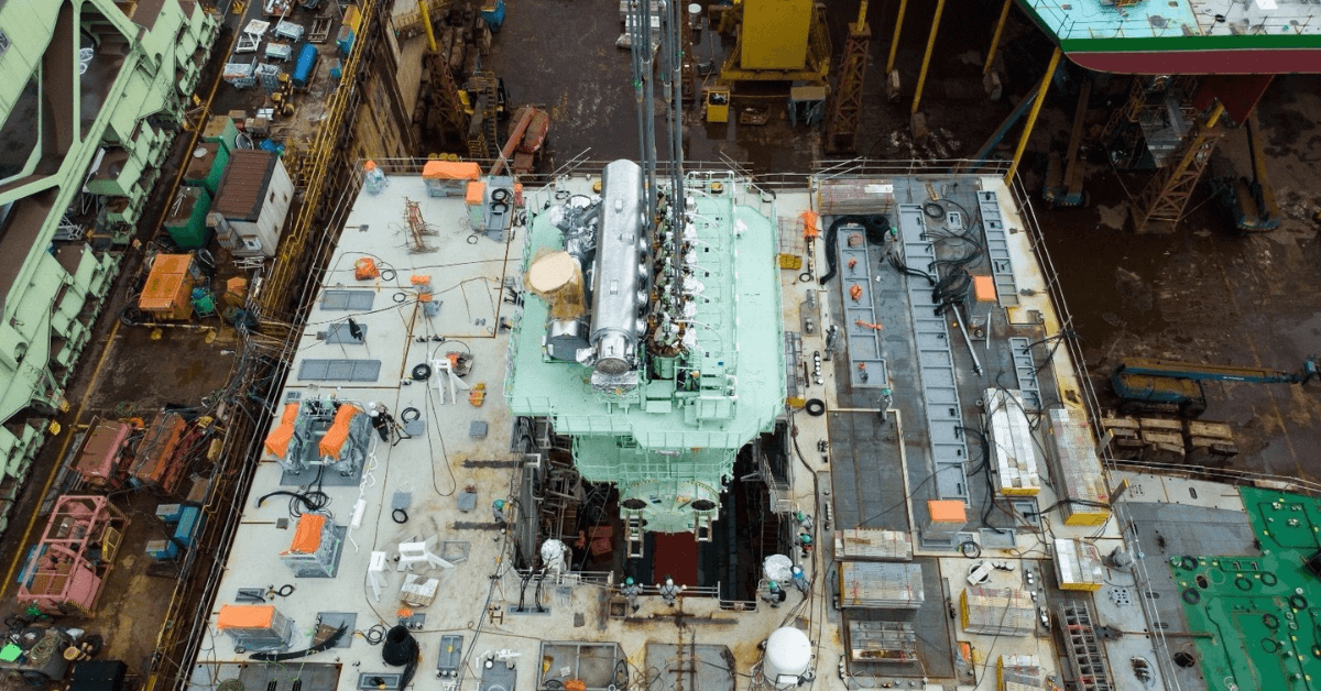 Ammonia-fuelled engine