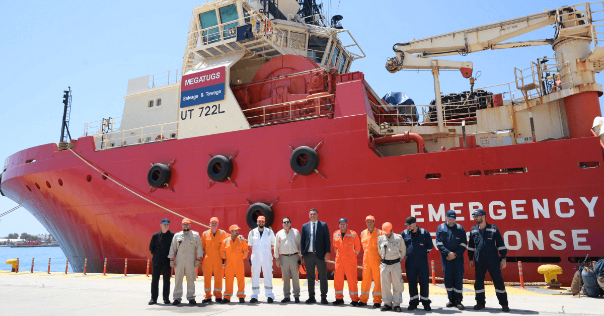 salvage vessel