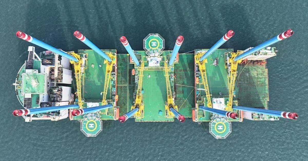 Jack-Up Barges