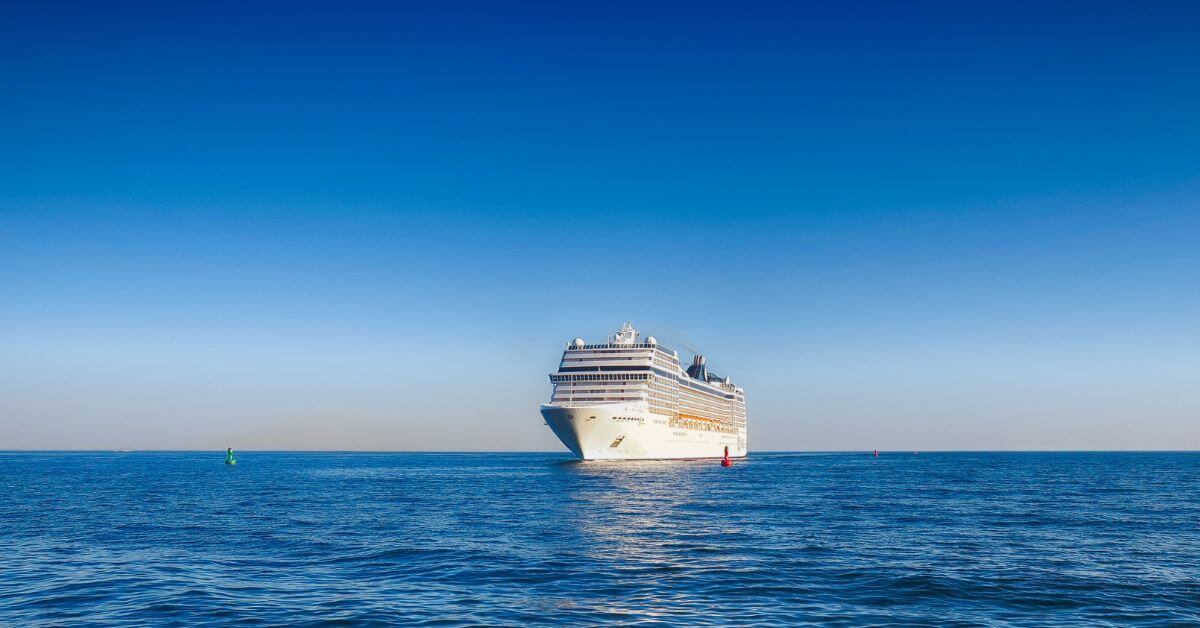 cruise ship