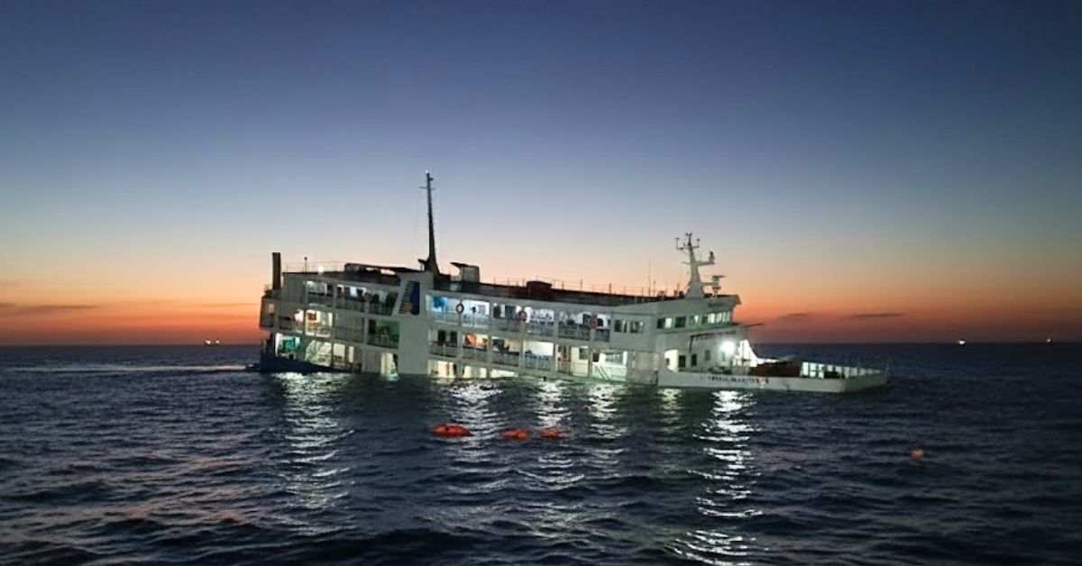 Sinking ferry